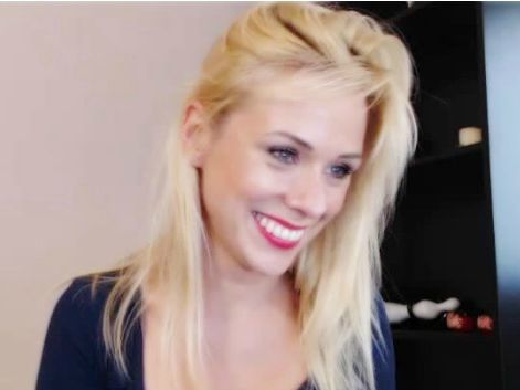Sexy Blondine aus Berlin sucht Flirt und Sex Treffen